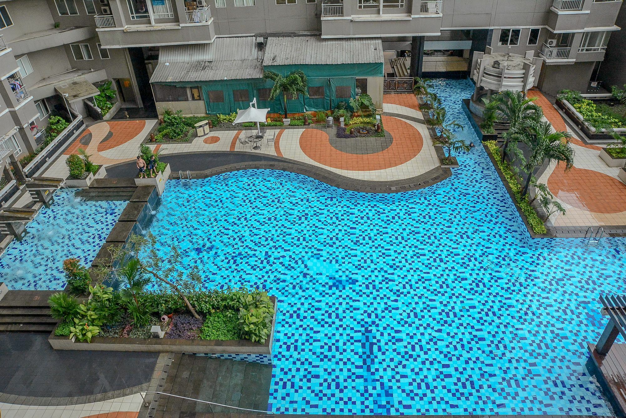 Apartment 2 Bedroom Pool View Sudirman Park By Travelio
